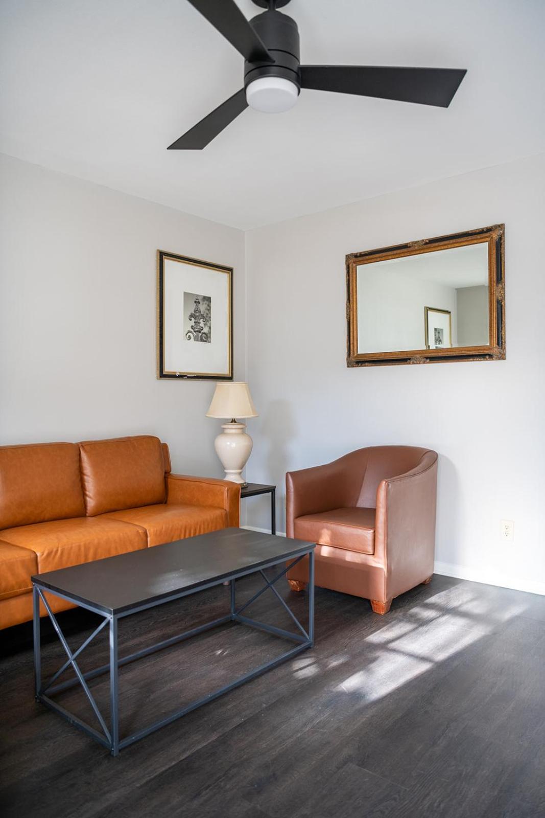 French Quarter Suites Hotel 뉴올리언스 외부 사진