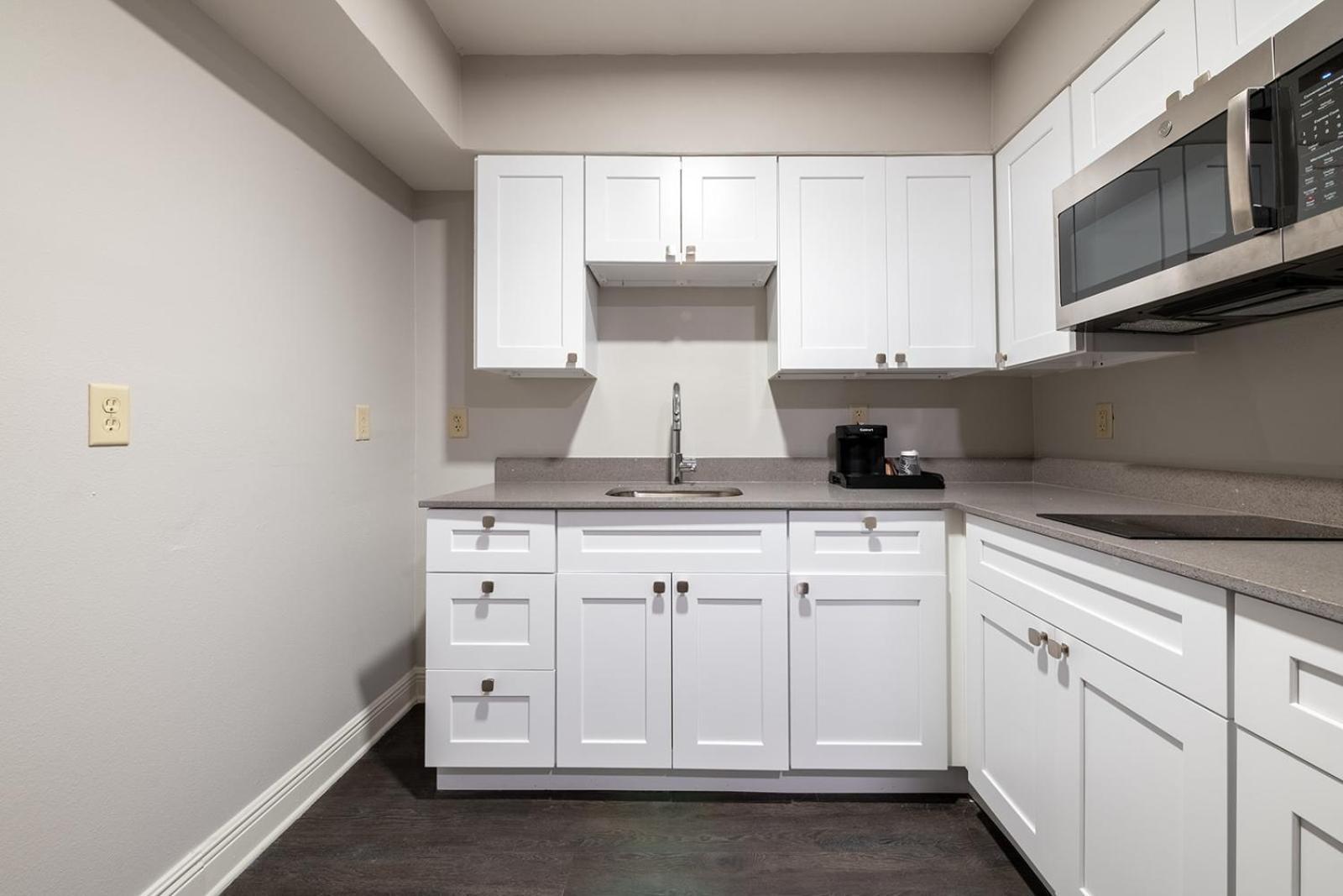French Quarter Suites Hotel 뉴올리언스 외부 사진