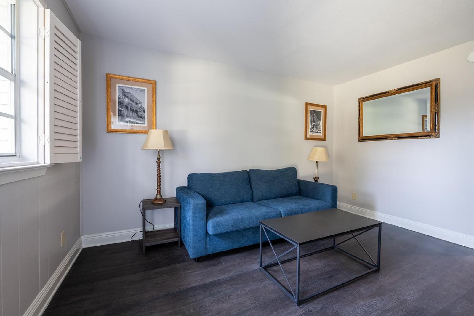 French Quarter Suites Hotel 뉴올리언스 외부 사진
